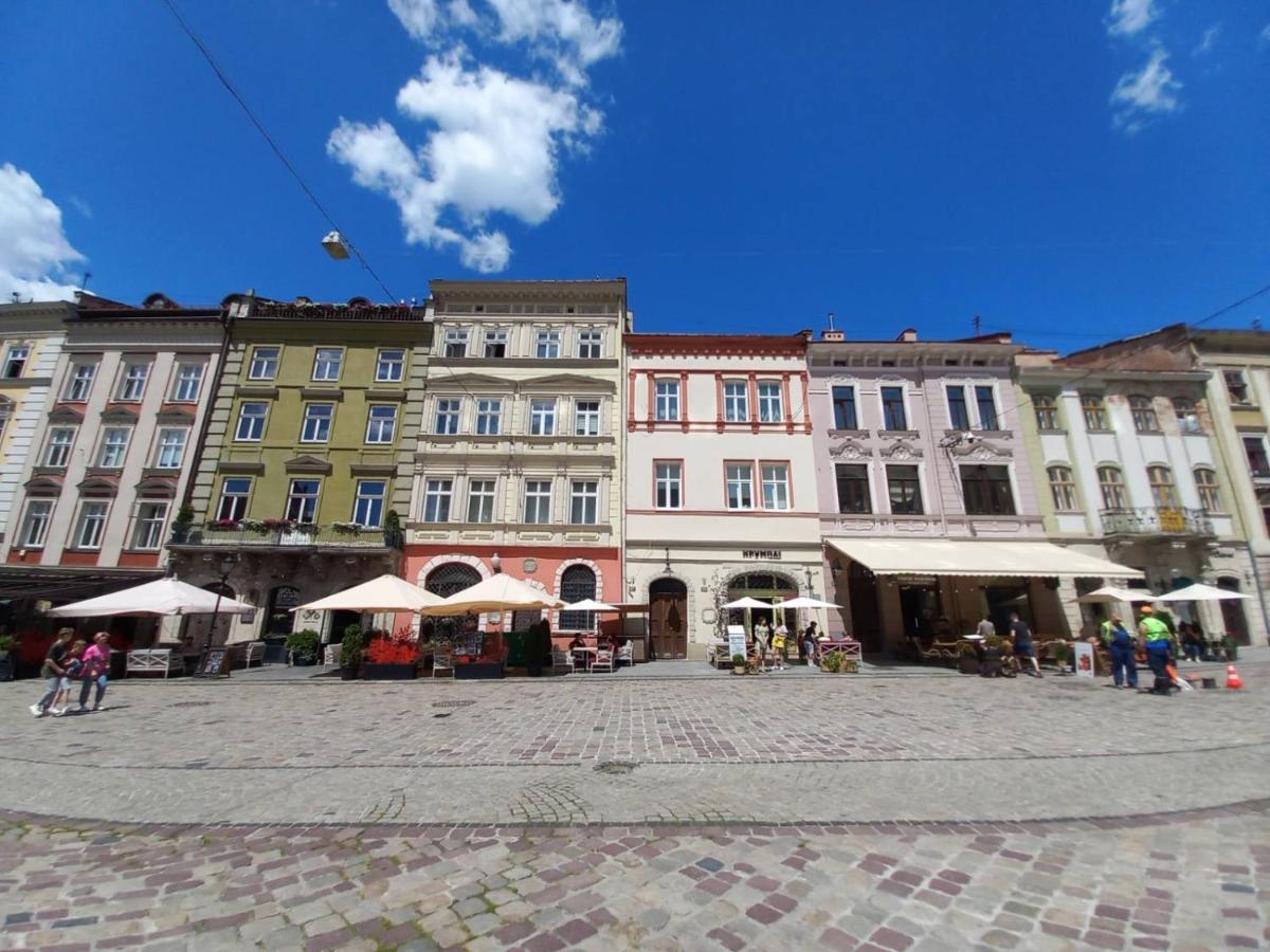 Peaceful Studio On Rynok Square Lviv Buitenkant foto